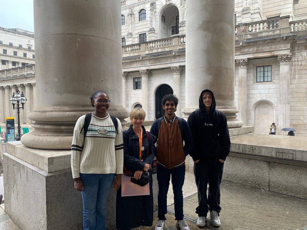 Private London Walking Tours for School Groups