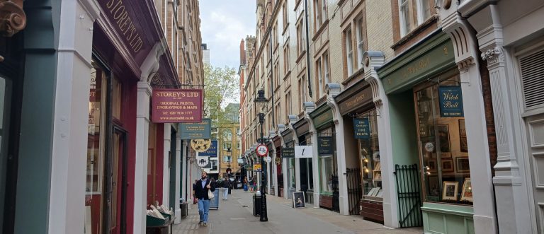 Cecil Court