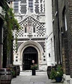Cloth Court