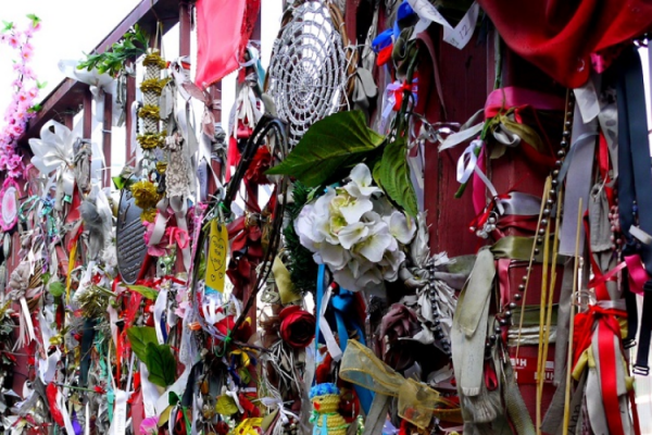 _Blog Headers Crossbones _Blog Headers Crossbones