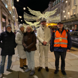 Christmas Lights walk 213911