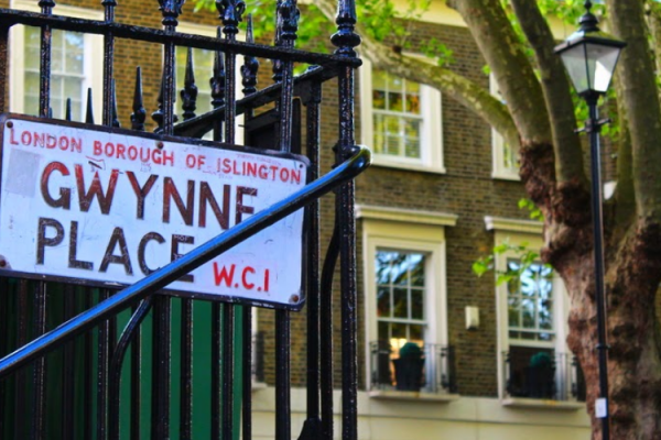 Exploring London on foot Blog Header