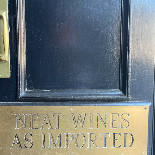 Neat Wines N Catto
