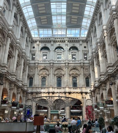 Roman London tour_29July2025_Jenny_Royal Exchange_7694