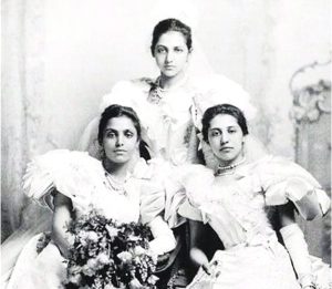 Sophia and her sisters. Unknown author See page for author, Public domain, via Wikimedia Commons.