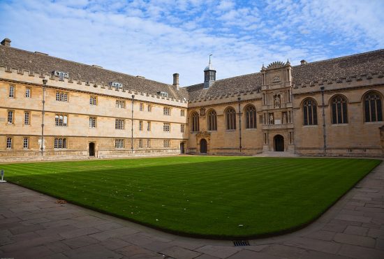 Wadham_College_Front_Quad_October_2009